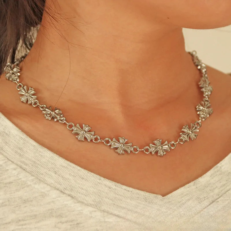 Personalized Punk Style Color Vintage Silver Cross Patchwork Necklace Ladies Gothic Design Y2k Holiday Party Accessories Jewelry